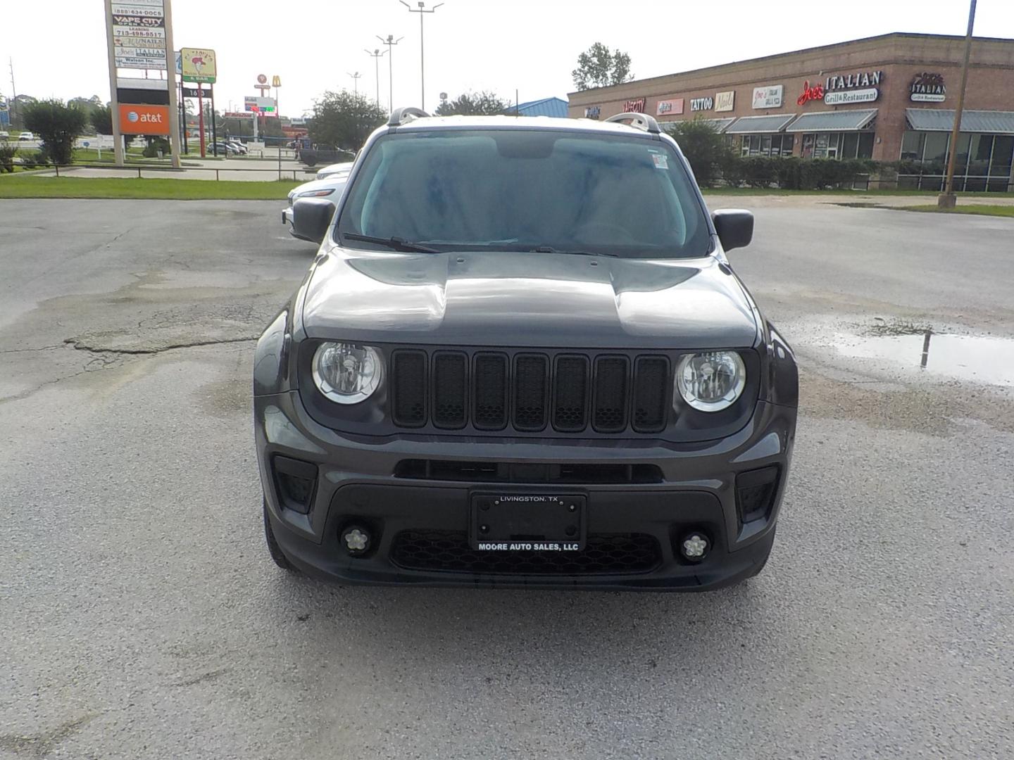 2019 Gray /Black Jeep Renegade Sport 4WD (ZACNJBAB5KP) with an 2.4L L4 DOHC 16V engine, 6M transmission, located at 1617 W Church Street, Livingston, TX, 77351, (936) 327-3600, 30.710995, -94.951157 - Nice unit right here!! Buy with confidence! - Photo#1