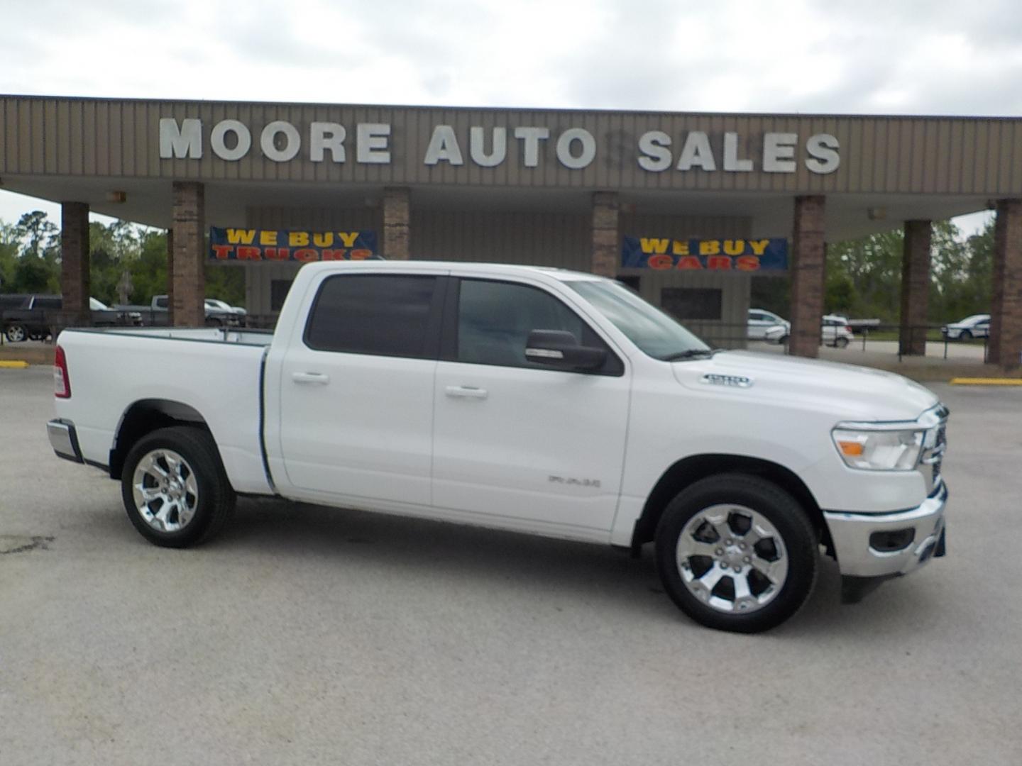 2022 White /Gray RAM 1500 Big Horn Crew Cab SWB 2WD (1C6RREFT0NN) with an 5.7L V8 OHV 16V engine, 8A transmission, located at 1617 W Church Street, Livingston, TX, 77351, (936) 327-3600, 30.710995, -94.951157 - WOW!! I really don't know what else to say! Maybe: SWEEEET! - Photo#0