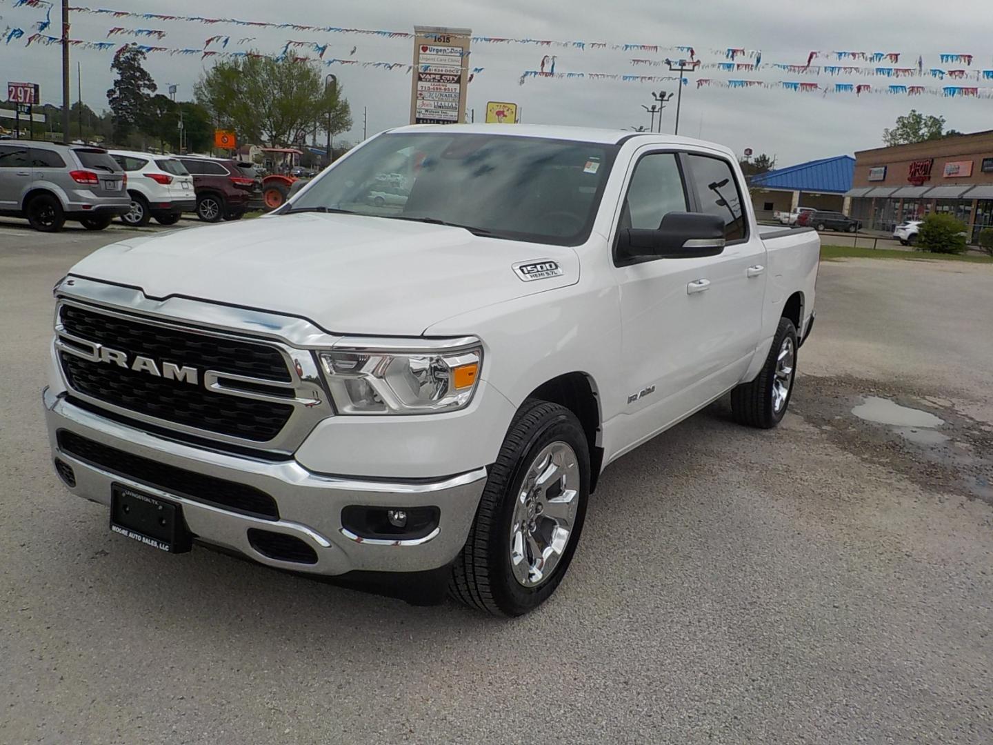 2022 White /Gray RAM 1500 Big Horn Crew Cab SWB 2WD (1C6RREFT0NN) with an 5.7L V8 OHV 16V engine, 8A transmission, located at 1617 W Church Street, Livingston, TX, 77351, (936) 327-3600, 30.710995, -94.951157 - WOW!! I really don't know what else to say! Maybe: SWEEEET! - Photo#3