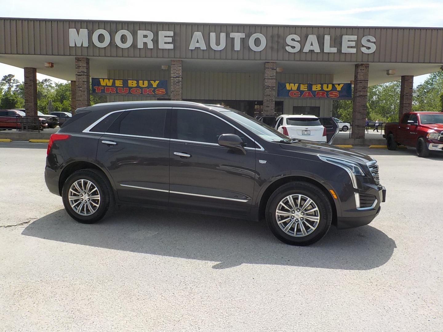 2019 Gray /Tan Cadillac XT5 Luxury (1GYKNCRSXKZ) with an 3.6L V6 DOHC 24V engine, 8A transmission, located at 1617 W Church Street, Livingston, TX, 77351, (936) 327-3600, 30.710995, -94.951157 - ONE OWNER!! LOW MILES! - Photo#0