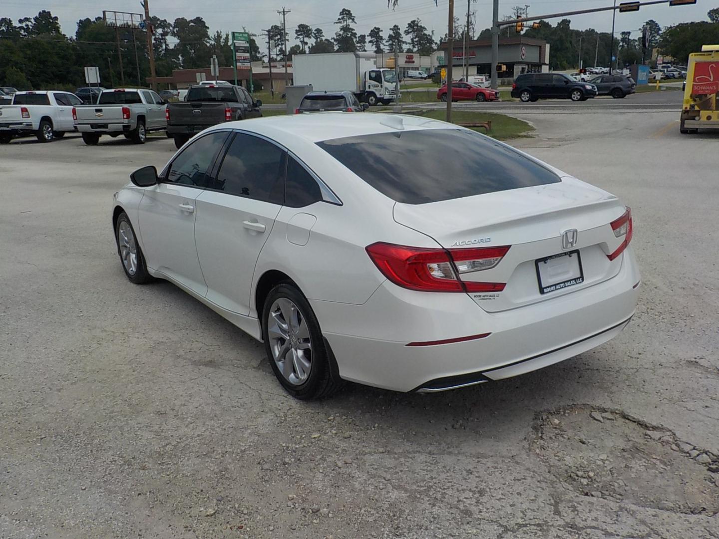 2018 White /Black Honda Accord LX CVT (1HGCV1F13JA) with an 1.5L L4 DOHC 16V engine, CVT transmission, located at 1617 W Church Street, Livingston, TX, 77351, (936) 327-3600, 30.710995, -94.951157 - ONE OWNER!! EXTREMELY low miles!! Bought this one off the street - Photo#5