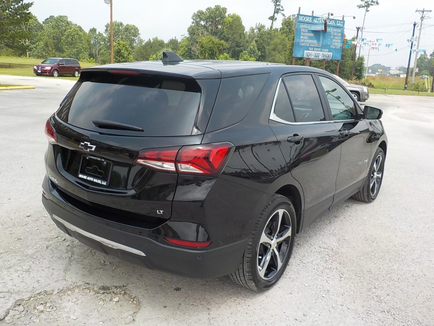 2022 Black /Black Chevrolet Equinox LT 2WD (3GNAXKEV4NL) with an 1.5L L4 DOHC 16V TURBO engine, 6A transmission, located at 1617 W Church Street, Livingston, TX, 77351, (936) 327-3600, 30.710995, -94.951157 - ONE OWNER!! LOW LOW MILES!! Bought this one off the street. Nothing to worry about here! - Photo#7