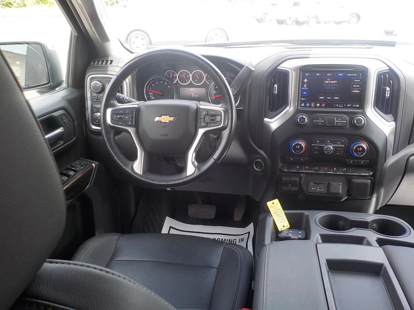 2021 Gray /Black Chevrolet Silverado 1500 LT Crew Cab 4WD (3GCUYDEDXMG) with an 5.3L V8 OHV 16V engine, 6A transmission, located at 1617 W Church Street, Livingston, TX, 77351, (936) 327-3600, 30.710995, -94.951157 - ONE OWNER!! GOOD MILES!! Texas Edition!! Z71 4X4!! - Photo#13