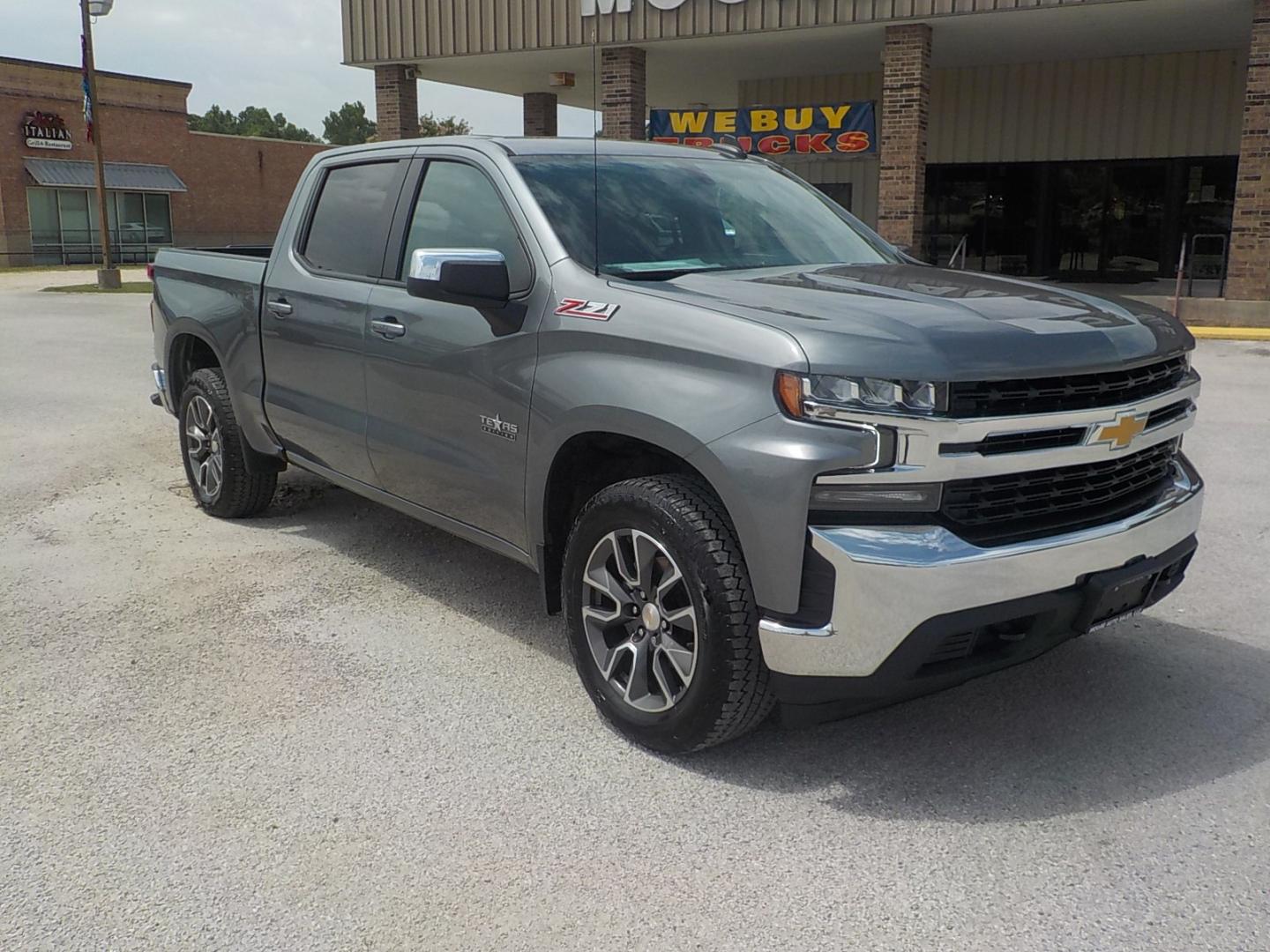 2021 Gray /Black Chevrolet Silverado 1500 LT Crew Cab 4WD (3GCUYDEDXMG) with an 5.3L V8 OHV 16V engine, 6A transmission, located at 1617 W Church Street, Livingston, TX, 77351, (936) 327-3600, 30.710995, -94.951157 - ONE OWNER!! GOOD MILES!! Texas Edition!! Z71 4X4!! - Photo#1