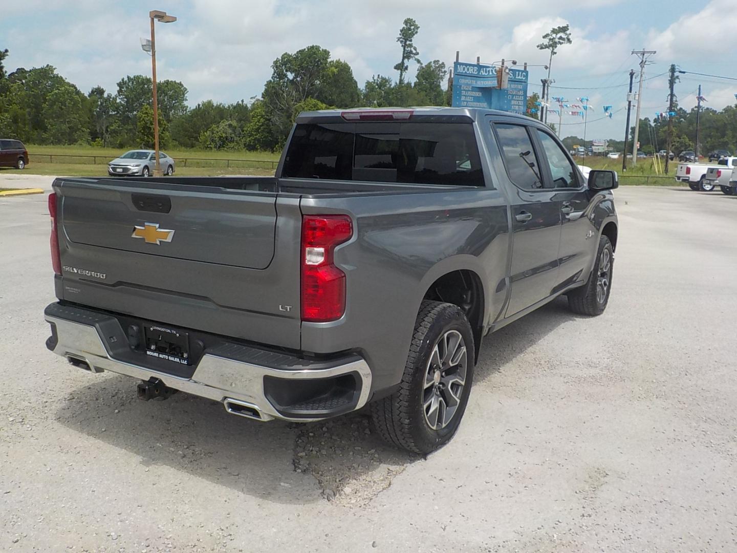 2021 Gray /Black Chevrolet Silverado 1500 LT Crew Cab 4WD (3GCUYDEDXMG) with an 5.3L V8 OHV 16V engine, 6A transmission, located at 1617 W Church Street, Livingston, TX, 77351, (936) 327-3600, 30.710995, -94.951157 - ONE OWNER!! GOOD MILES!! Texas Edition!! Z71 4X4!! - Photo#6