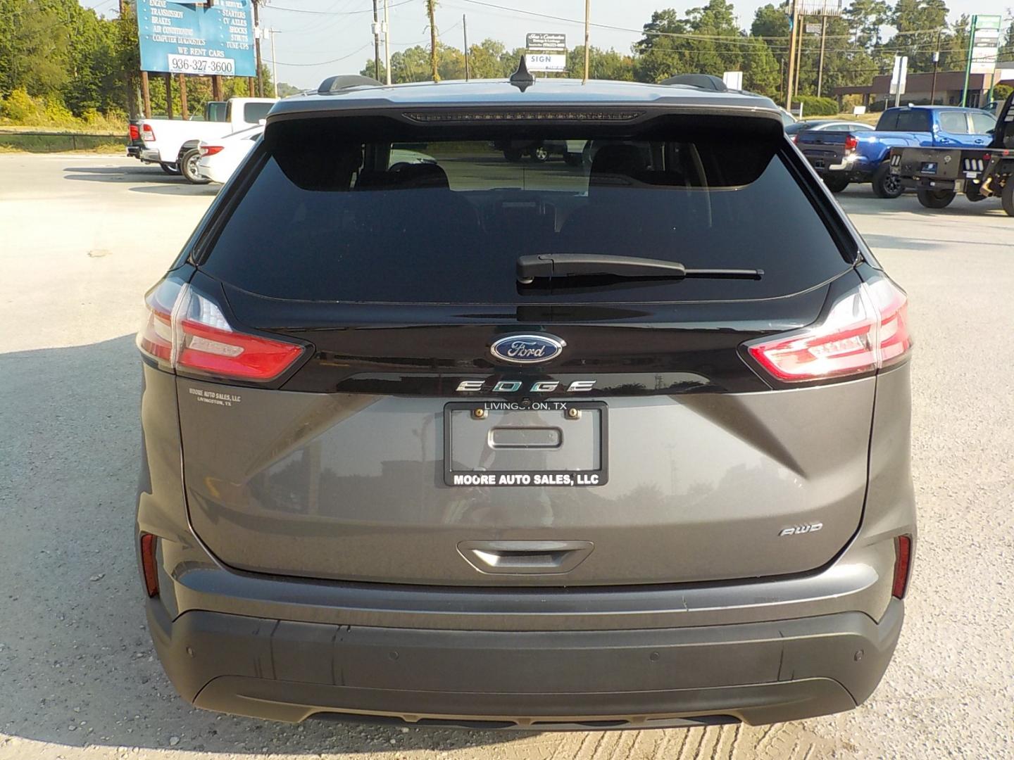 2022 Gray /Black Ford Edge SE AWD (2FMPK4G96NB) with an 2.0L L4 DOHC 16V engine, 6A transmission, located at 1617 W Church Street, Livingston, TX, 77351, (936) 327-3600, 30.710995, -94.951157 - LOW MILES!! ONE OWNER!! - Photo#7