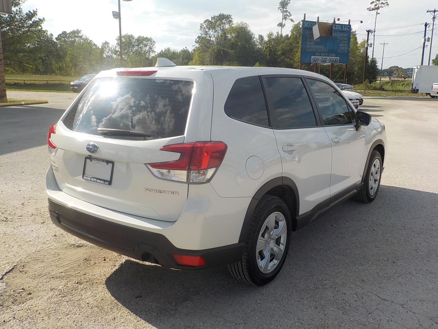 2021 White Subaru Forester Base (JF2SKAAC8MH) with an 2.5L H4 SOHC 16V engine, CVT transmission, located at 1617 W Church Street, Livingston, TX, 77351, (936) 327-3600, 30.710995, -94.951157 - Off road or in town! This vehicle will work either way! - Photo#6