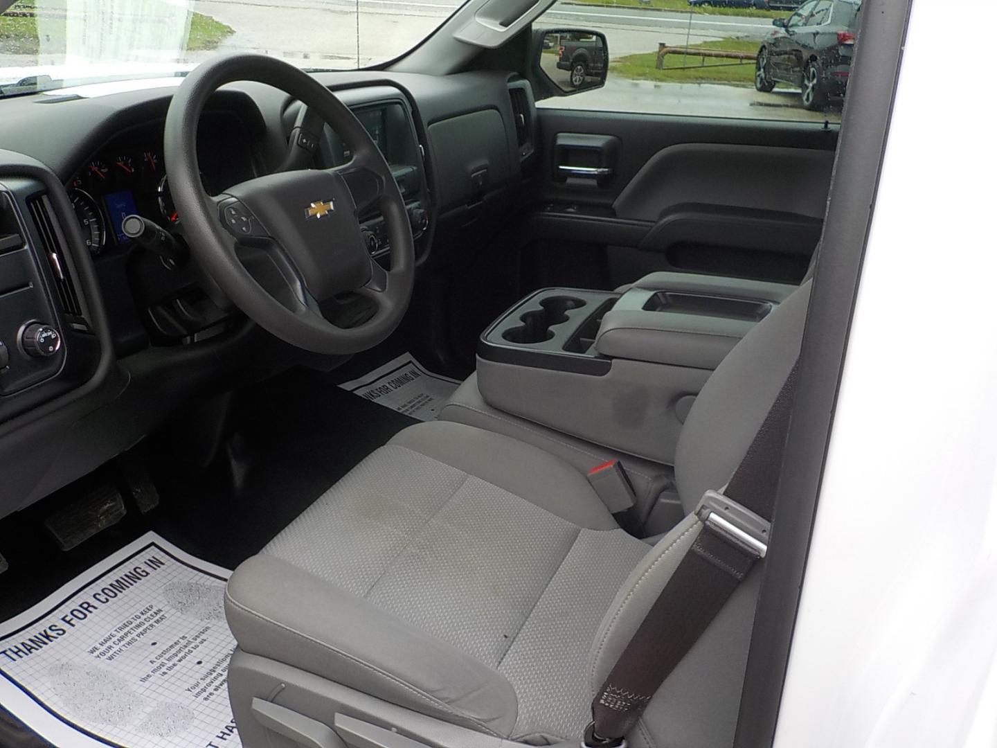 2017 White Chevrolet Silverado 1500 Work Truck Long Box 2WD (1GCNCNEHXHZ) with an 4.3L V6 engine, 6A transmission, located at 1617 W Church Street, Livingston, TX, 77351, (936) 327-3600, 30.710995, -94.951157 - HEY! HEY! This truck is ready for a job! Good Miles!! - Photo#9