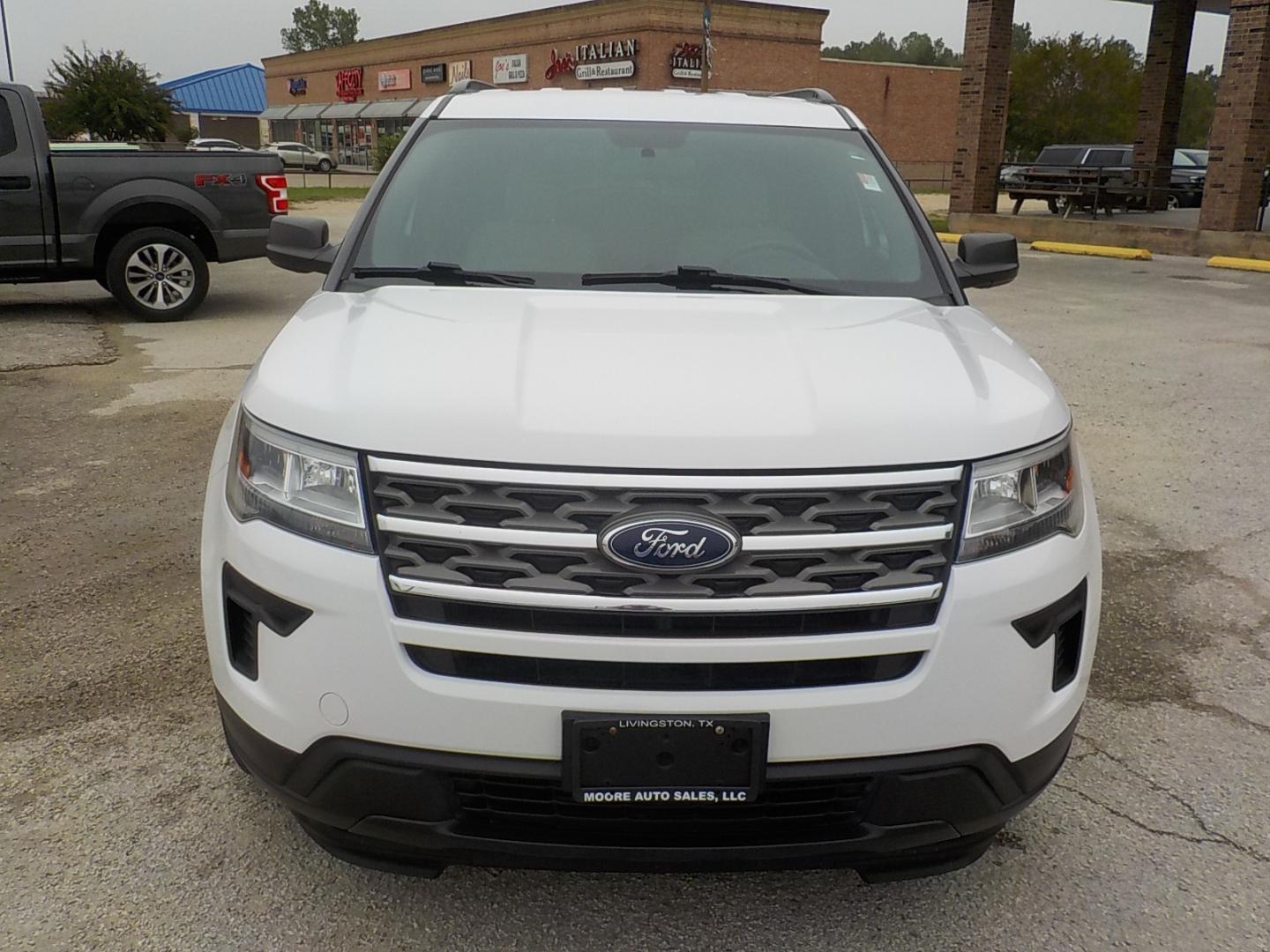 2018 White /Gray Ford Explorer Base 4WD (1FM5K8BH1JG) with an 2.3L L4 DOHC 16V engine, 6A transmission, located at 1617 W Church Street, Livingston, TX, 77351, (936) 327-3600, 30.710995, -94.951157 - Great family vehicle for under 20K! - Photo#3