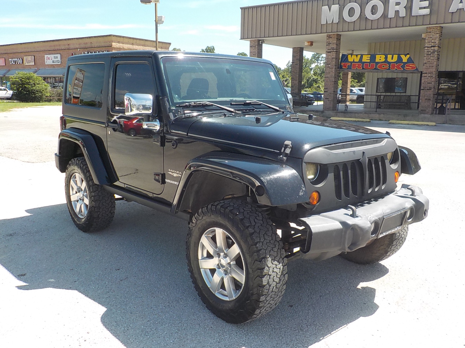 photo of 2013 Jeep Wrangler Sahara 4WD