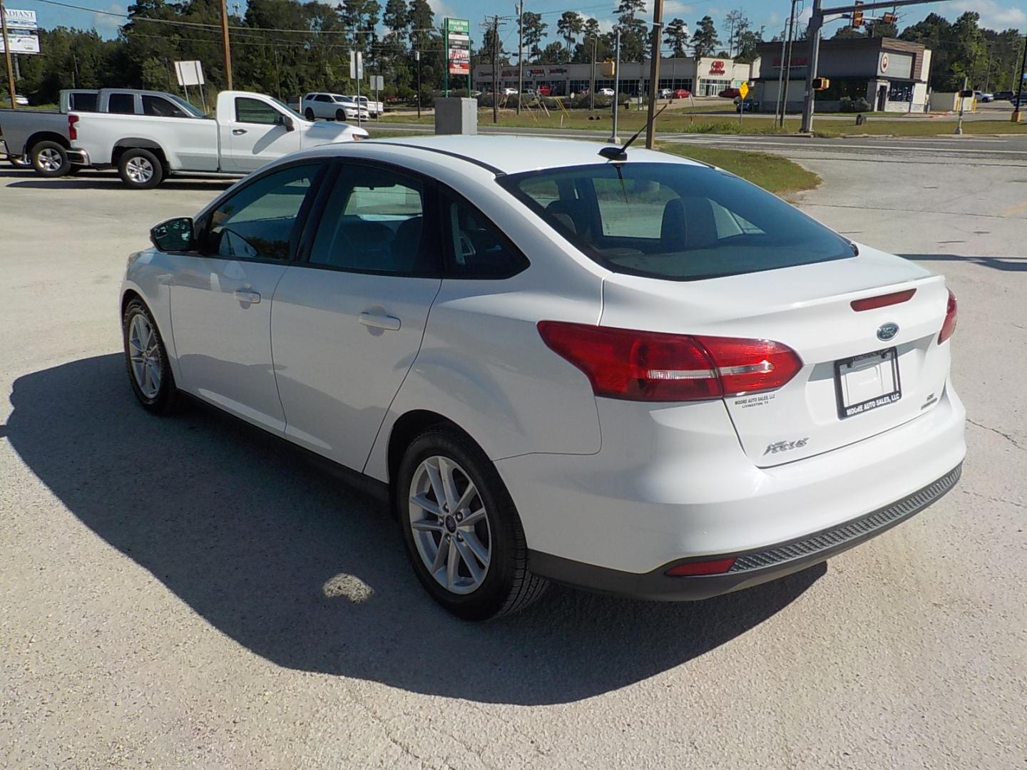 2016 Ford Focus SE Sedan (1FADP3F25GL) with an 2.0L L4 DOHC 16V engine, Automatic transmission, located at 1617 W Church Street, Livingston, TX, 77351, (936) 327-3600, 30.710995, -94.951157 - Affordable ride with excellent economy!! - Photo#5