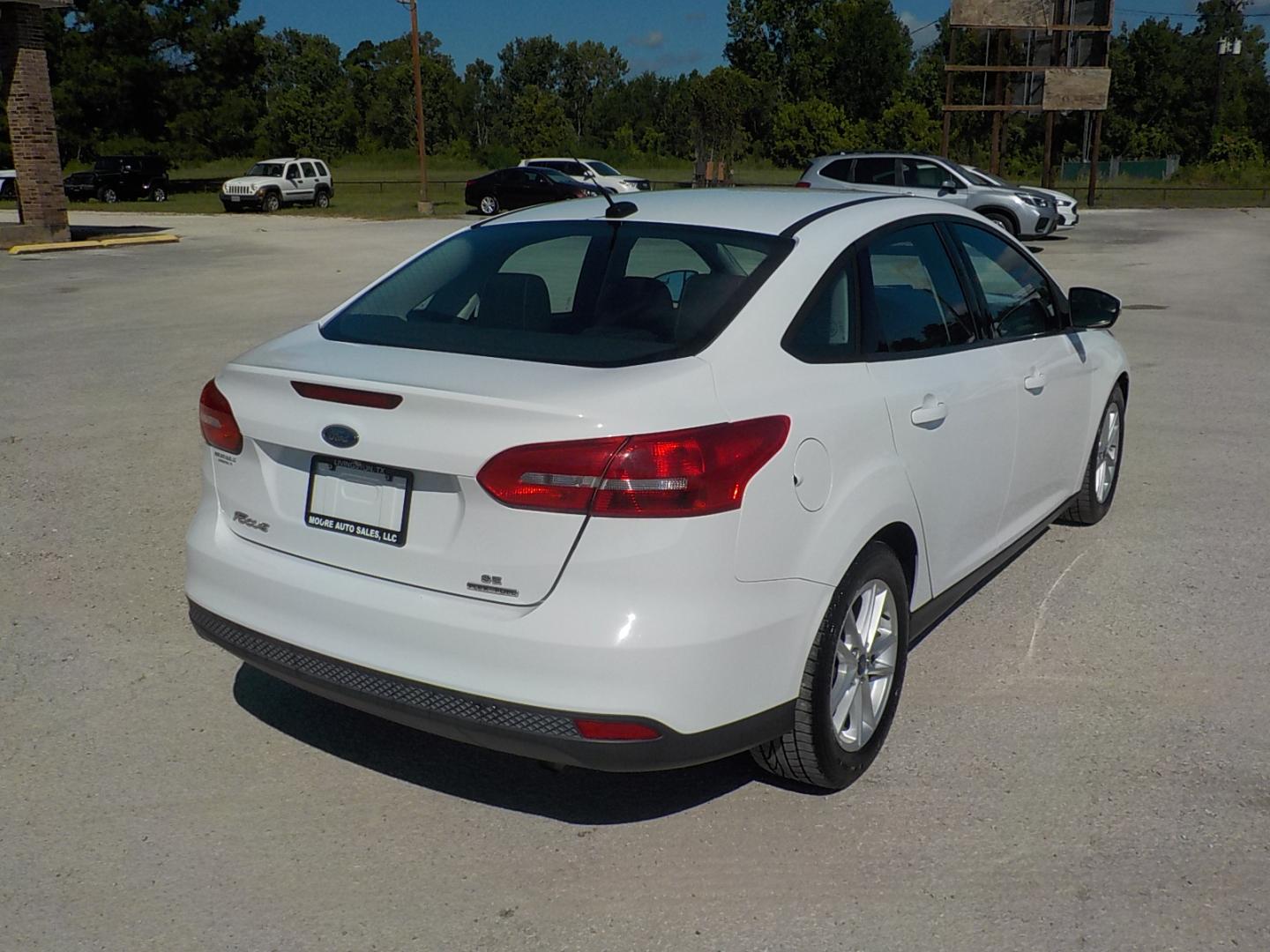 2016 Ford Focus SE Sedan (1FADP3F25GL) with an 2.0L L4 DOHC 16V engine, Automatic transmission, located at 1617 W Church Street, Livingston, TX, 77351, (936) 327-3600, 30.710995, -94.951157 - Affordable ride with excellent economy!! - Photo#7