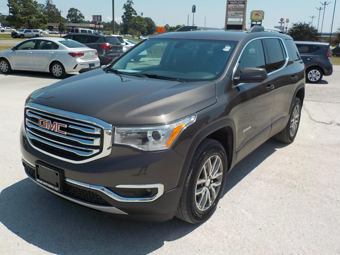 2019 GMC Acadia SLE-2 FWD (1GKKNLLS5KZ) with an 3.6L V6 DOHC 24V engine, 6A transmission, located at 1617 W Church Street, Livingston, TX, 77351, (936) 327-3600, 30.710995, -94.951157 - Really a pretty vehicle. Great miles! - Photo#3