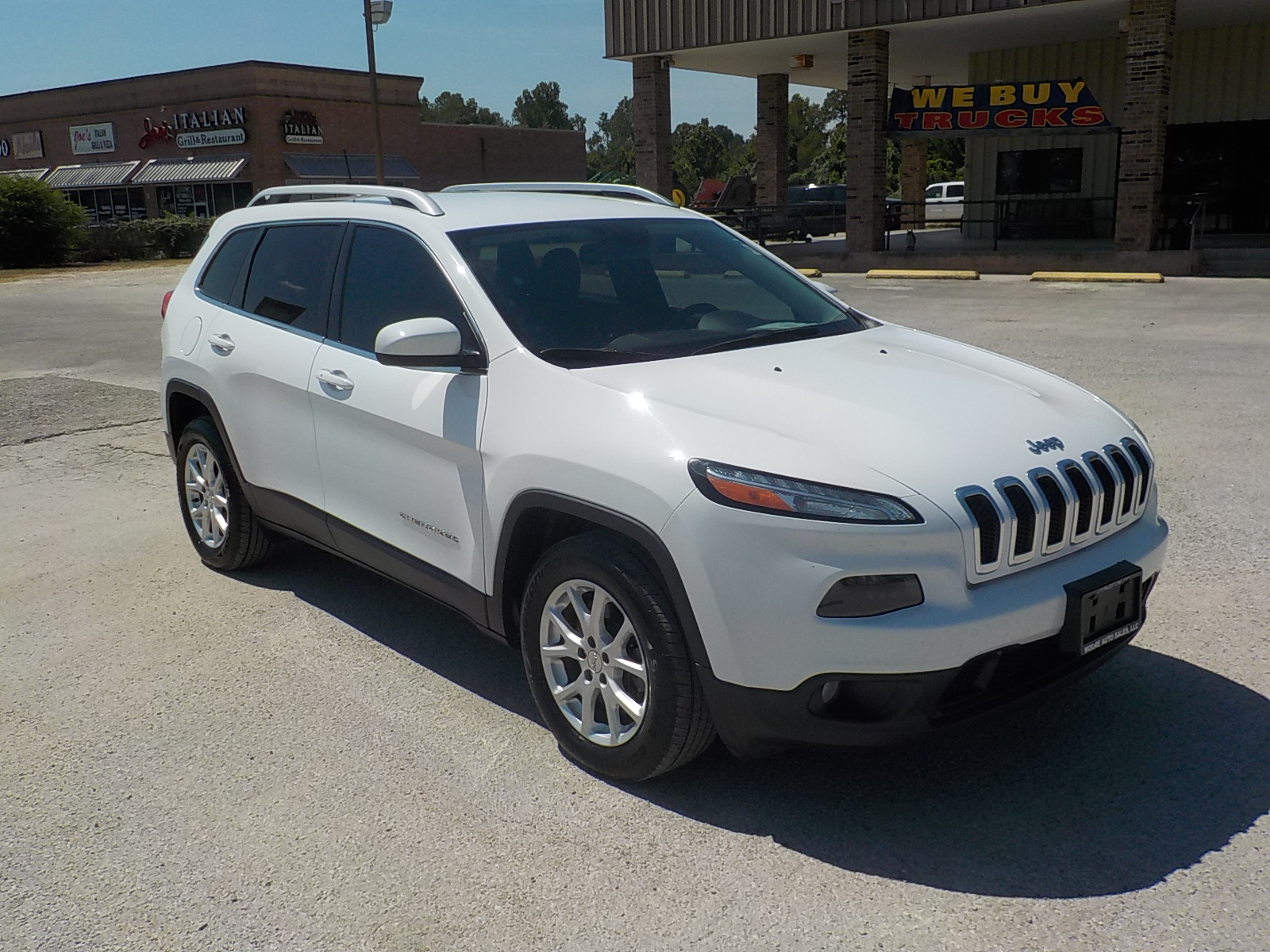 photo of 2018 Jeep Cherokee Latitude Plus FWD