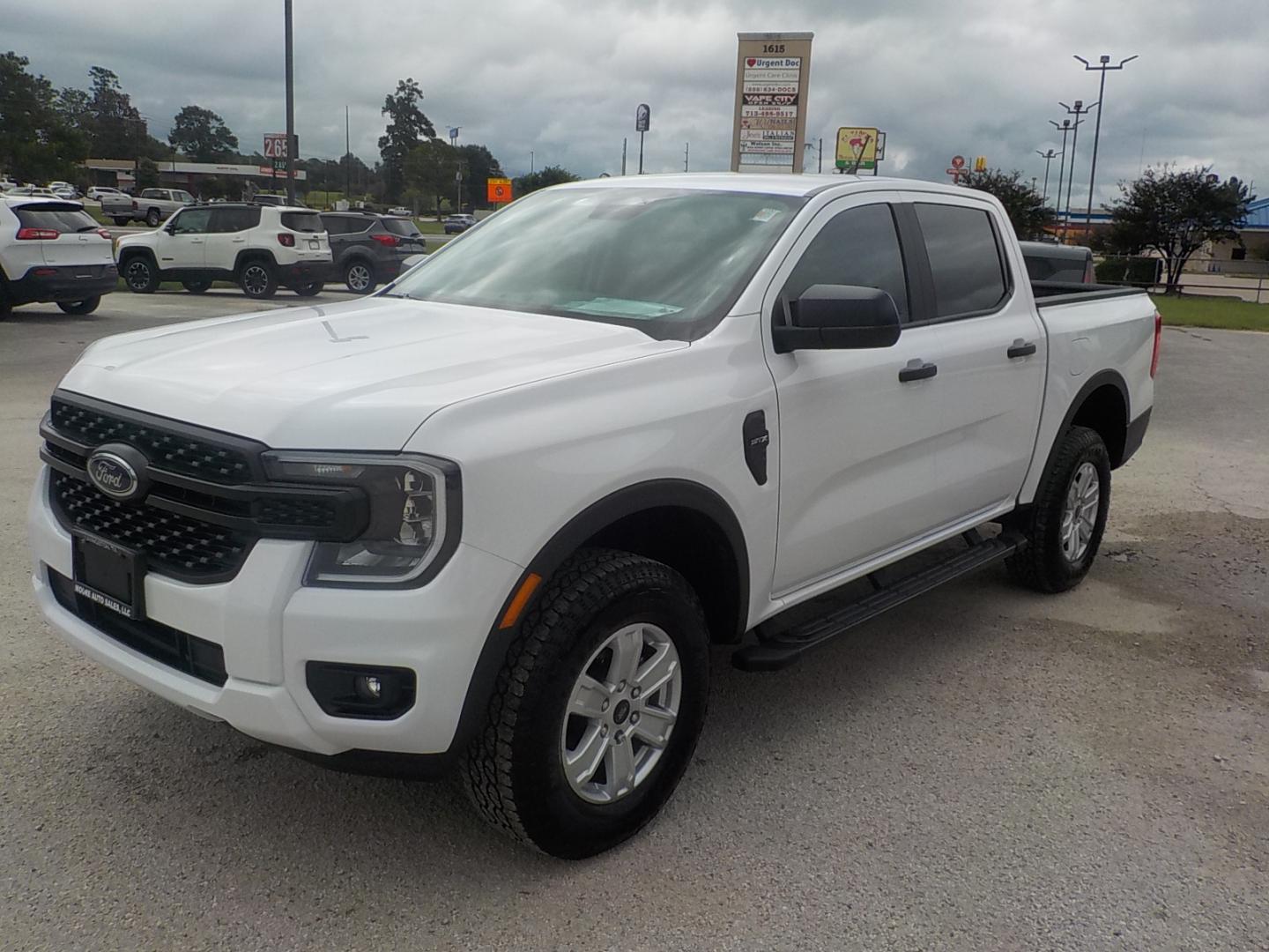 2024 White /Black Ford Ranger XL SuperCrew 2WD STX (1FTER4BH9RL) with an 2.3L L4 DOHC 16V engine, 10A transmission, located at 1617 W Church Street, Livingston, TX, 77351, (936) 327-3600, 30.710995, -94.951157 - ONE OWNER!! LOW LOW MILES!! - Photo#3