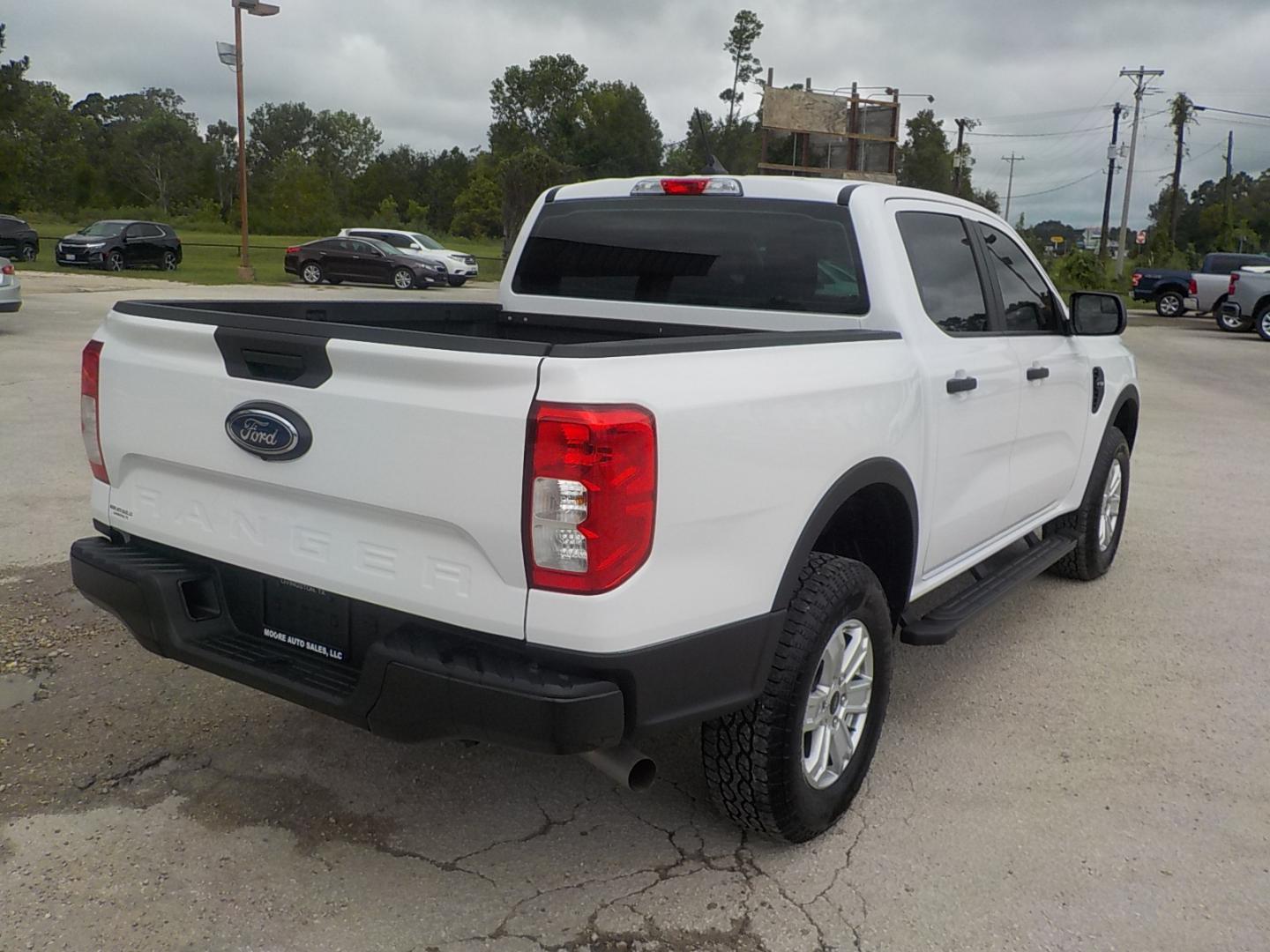 2024 White /Black Ford Ranger XL SuperCrew 2WD STX (1FTER4BH9RL) with an 2.3L L4 DOHC 16V engine, 10A transmission, located at 1617 W Church Street, Livingston, TX, 77351, (936) 327-3600, 30.710995, -94.951157 - ONE OWNER!! LOW LOW MILES!! - Photo#6