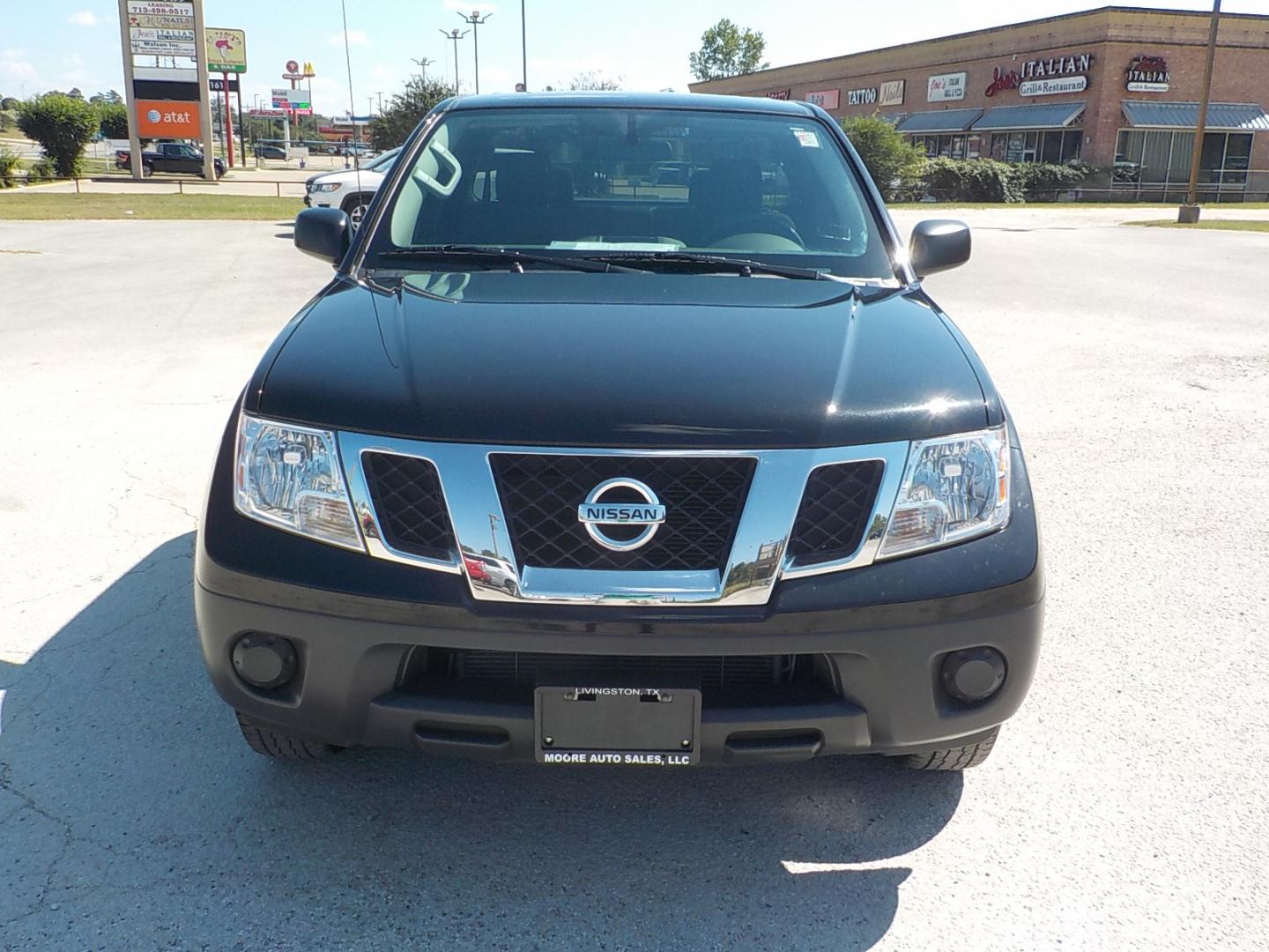 2018 Black /Gray Nissan Frontier SV King Cab I4 5MT 2WD (1N6BD0CT7JN) with an 2.5L L4 DOHC 16V engine, 5M transmission, located at 1617 W Church Street, Livingston, TX, 77351, (936) 327-3600, 30.710995, -94.951157 - LOW LOW MILES!! Check out this clean Nissan. It's well known what GOOD little trucks these are! Whether your looking for a good work truck or an economical truck torun around in this is the one!! - Photo#2