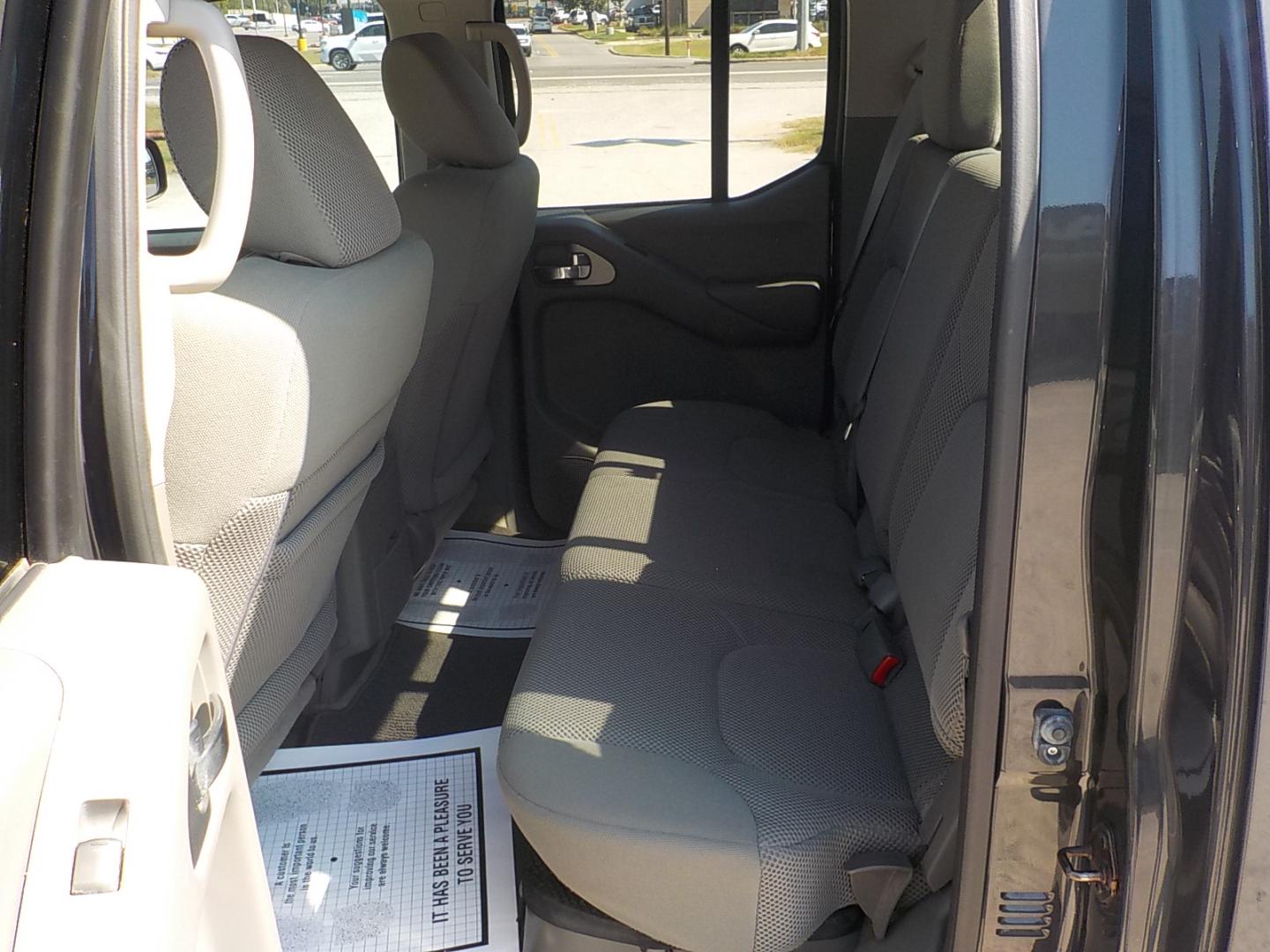 2015 Gray /gray Nissan Frontier S Crew Cab 5AT 2WD (1N6AD0ER6FN) with an 4.0L V6 DOHC 24V engine, 5-Speed Automatic transmission, located at 1617 W Church Street, Livingston, TX, 77351, (936) 327-3600, 30.710995, -94.951157 - Clean truck for not a lot of money in today's world. Great run and drive!! - Photo#10