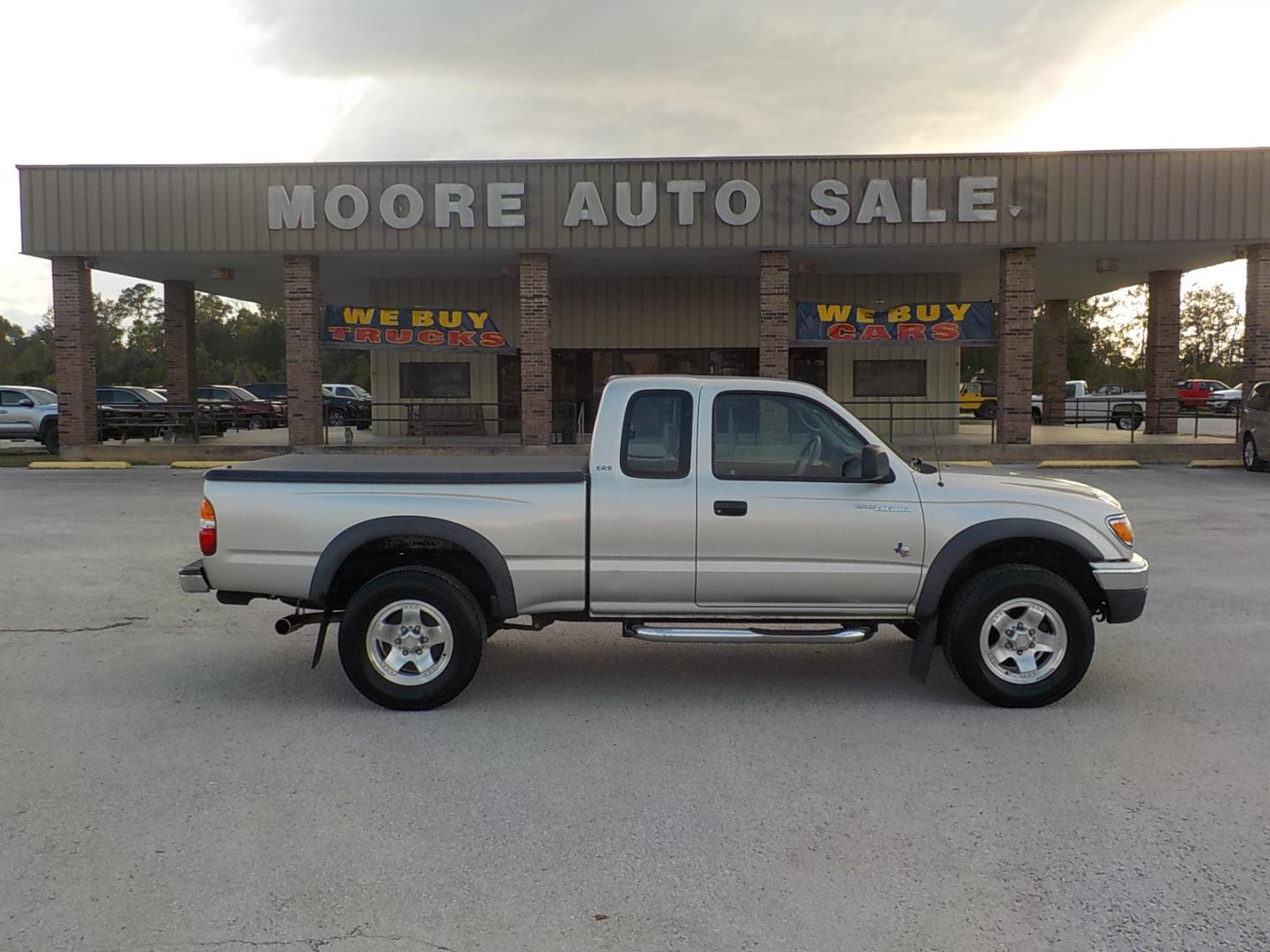 2004 Silver /Tan Toyota Tacoma PreRunner Xtracab V6 2WD (5TESN92N04Z) with an 3.4L V6 DOHC 24V engine, 4-Speed Automatic Overdrive transmission, located at 1617 W Church Street, Livingston, TX, 77351, (936) 327-3600, 30.710995, -94.951157 - ONE OWNER!! They don't come any nicer than this one!! This is the "needle in the hay stack"! - Photo#0