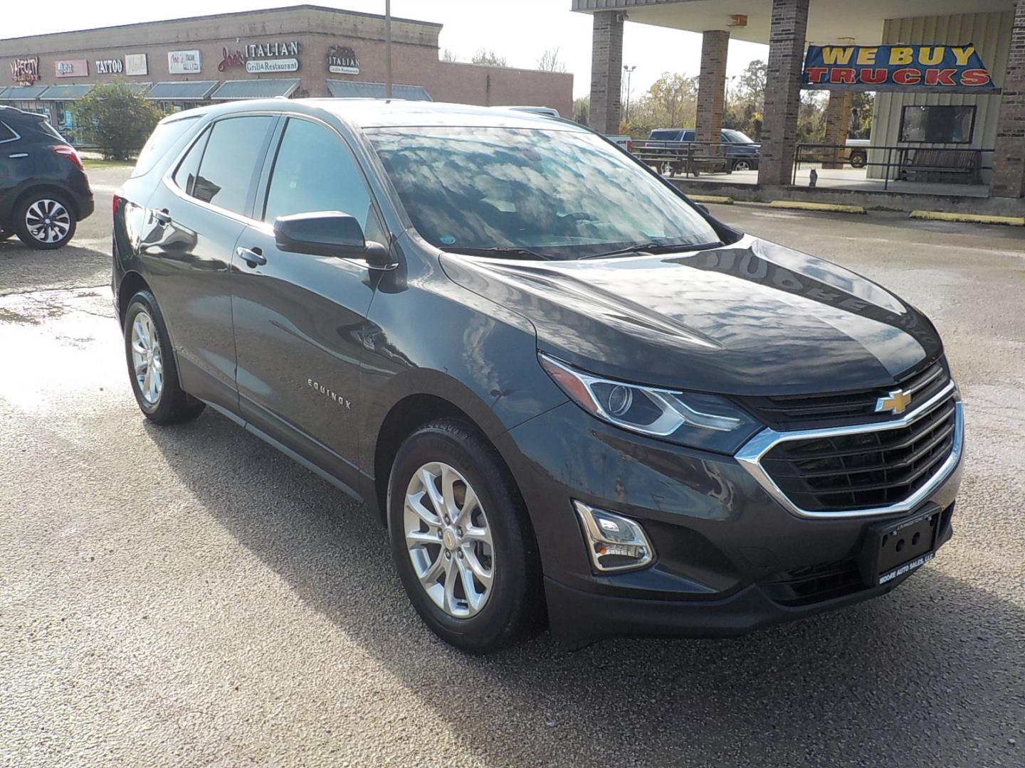 2020 Gray /Black Chevrolet Equinox LT 1.5 2WD (2GNAXKEV3L6) with an 1.5L L4 DIR DOHC 16V TURBO engine, 6A transmission, located at 1617 W Church Street, Livingston, TX, 77351, (936) 327-3600, 30.710995, -94.951157 - Just in time to start the new year off with a super nice family vehicle for under 20K!! - Photo#1