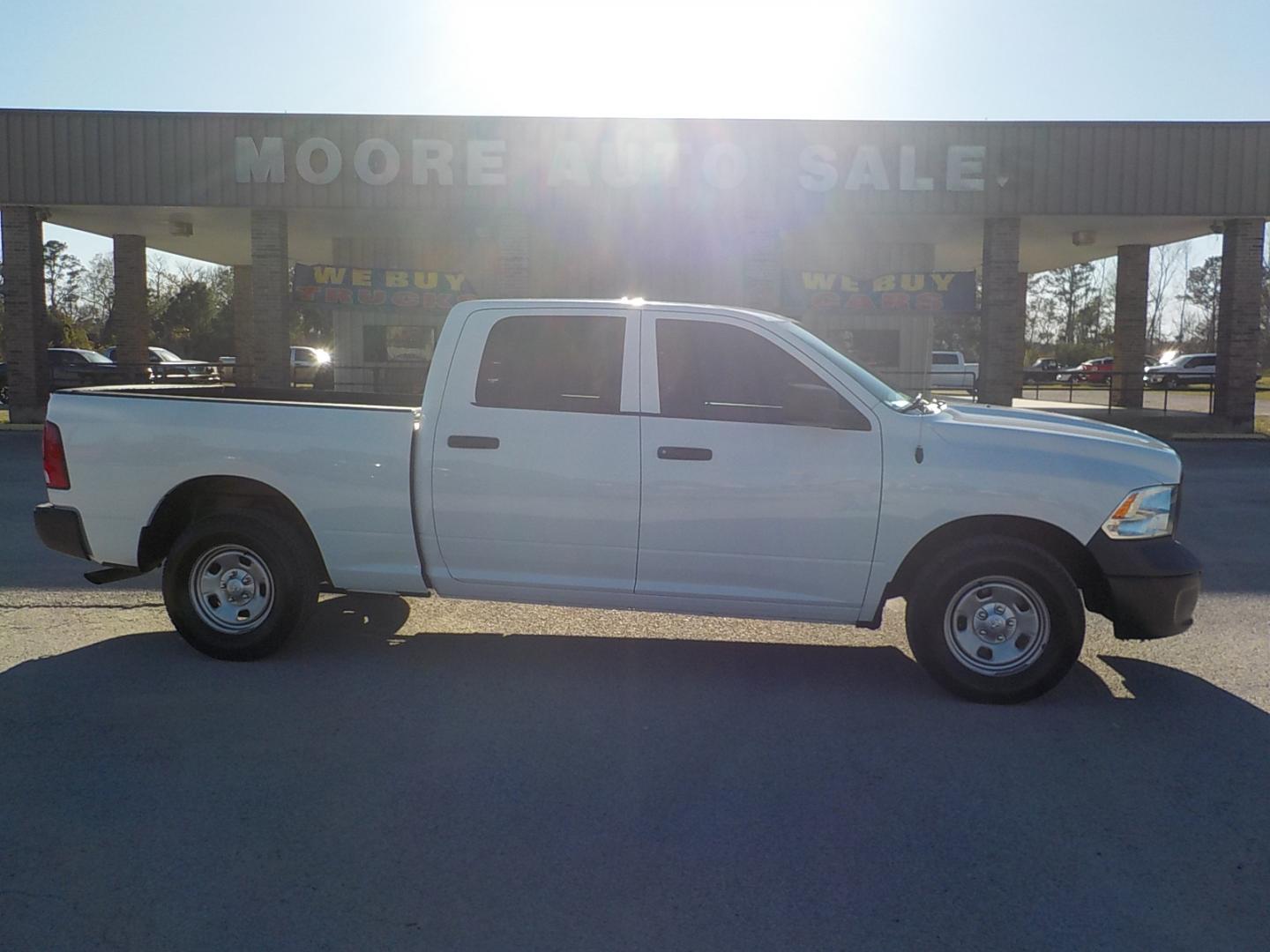 2019 White /Gray RAM 1500 Classic Tradesman Crew Cab LWB 2WD (1C6RR6ST5KS) with an 5.7L V8 OHV 16V engine, 8A transmission, located at 1617 W Church Street, Livingston, TX, 77351, (936) 327-3600, 30.710995, -94.951157 - LOW MILES!! CREW CAB!! Great miles on a fantastic work truck! - Photo#2